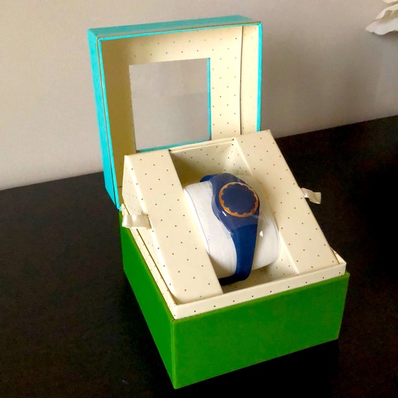 kate spade Accessories - Kate Spade Activity Tracker